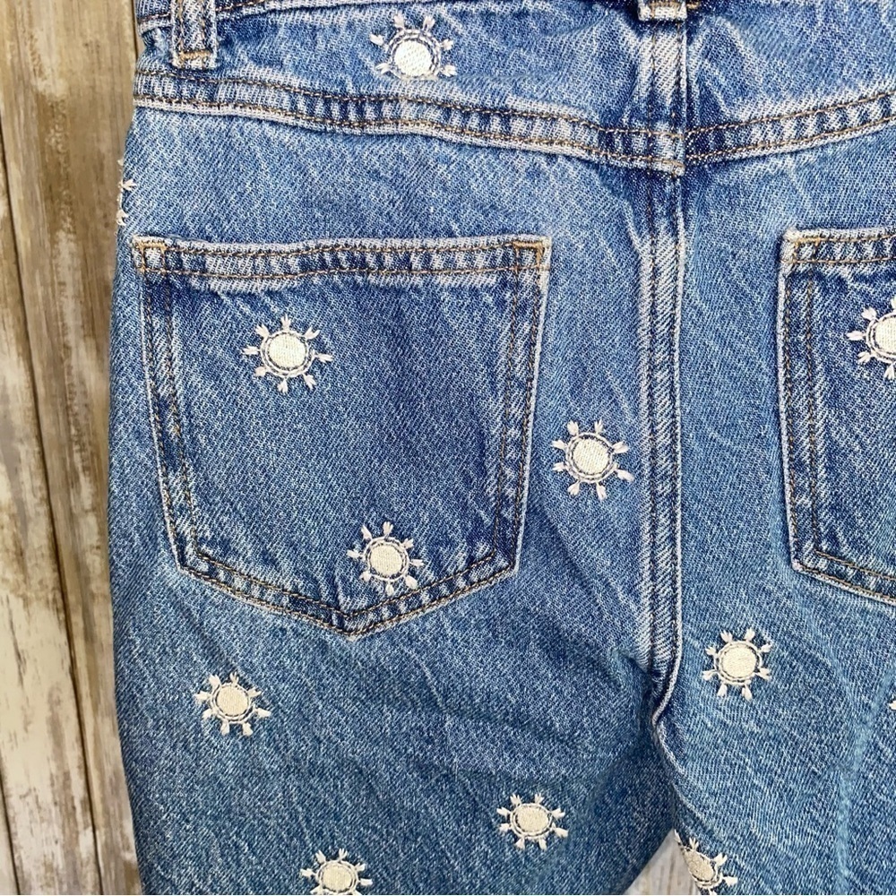 NWT Pacsun Kids Flower Embroidered Shorts - Picture 5 of 6